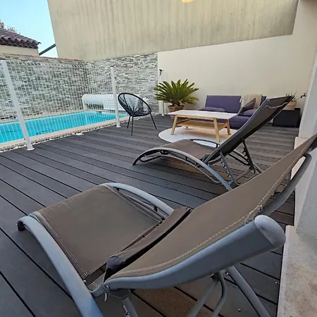 D'hotes Privee Et Independante Avec Piscine Bed & Breakfast Salon-de-Provence